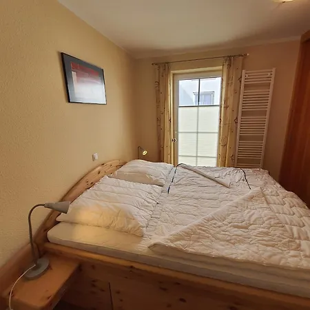 Apartment Lindenstr 38 Wg 12 